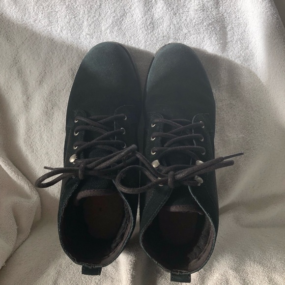 UGG Black Bethany Suede Lace Up Ankle Boots Size 10 - Picture 2 of 6